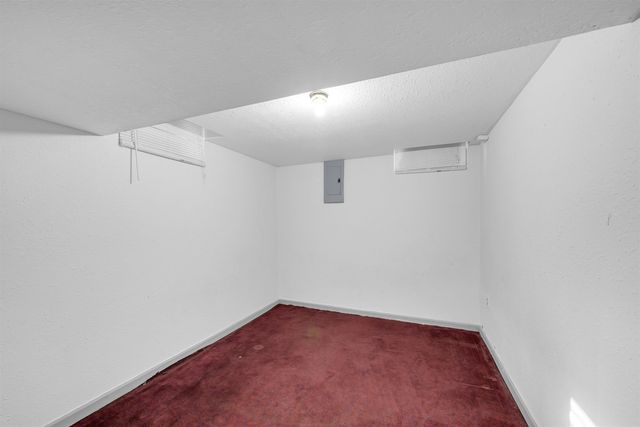 2627 S Washington Ave, Wichita, KS 67216