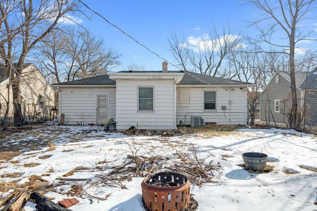 2627 S Washington Ave, Wichita, KS 67216