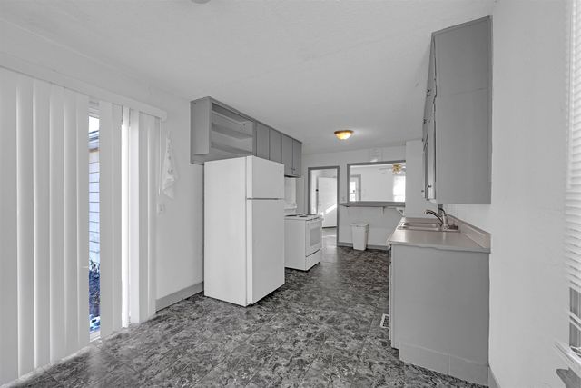 2627 S Washington Ave, Wichita, KS 67216