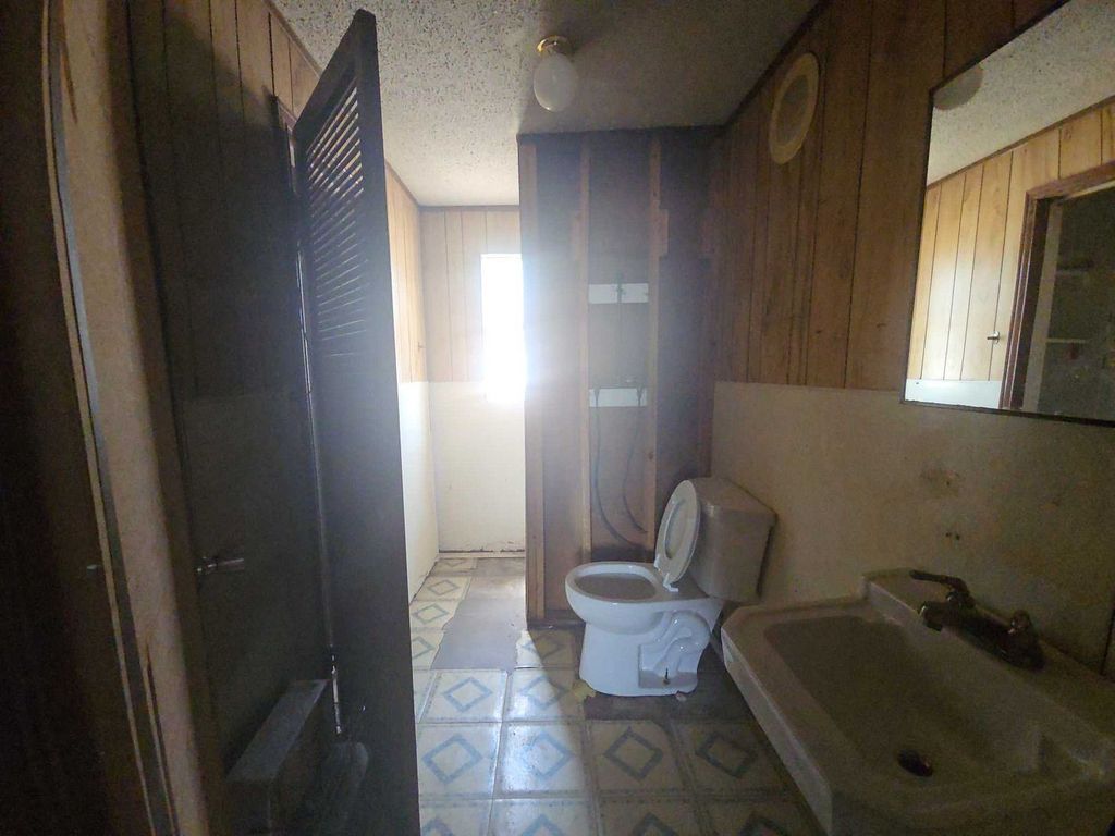 307 E Weaver Avenue, Alvarado, TX 76009 — photo 3