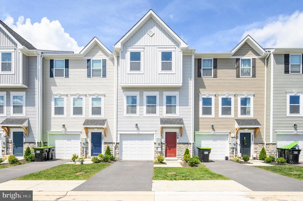 109 MARLOW CT, Winchester, VA 22602