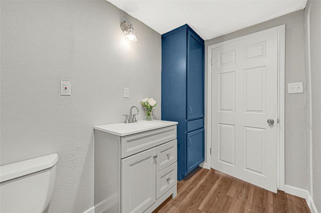 4568 Dunnam Road B, Houston, TX 77365