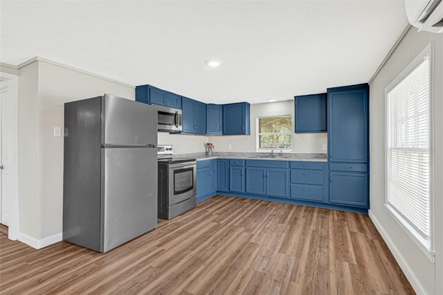 4568 Dunnam Road B, Houston, TX 77365
