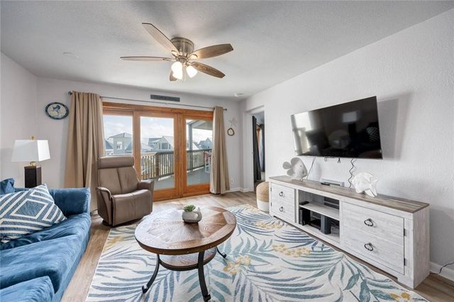 5973 State Highway 361 307, Port Aransas, TX 78373