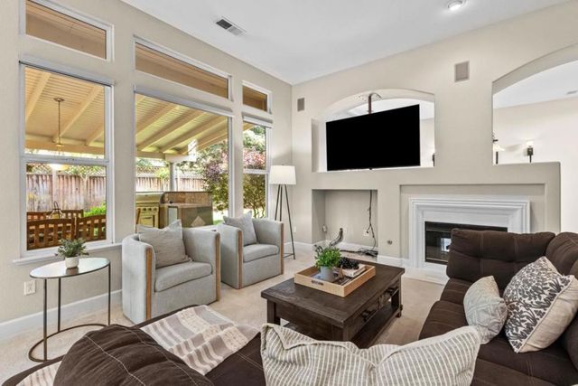 19127 Chinook Court, Morgan Hill, CA 95037