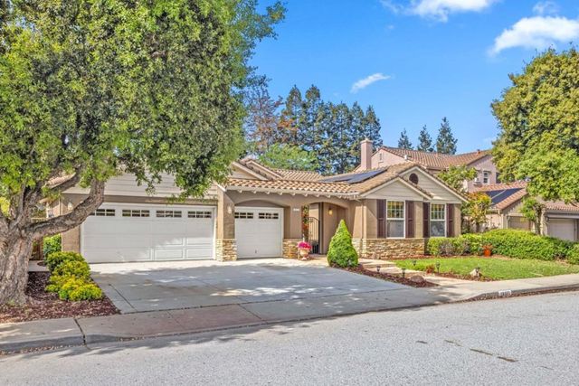 19127 Chinook Court, Morgan Hill, CA 95037