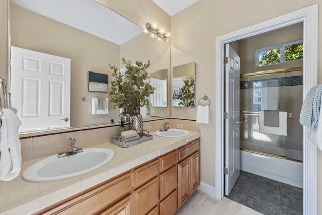19127 Chinook Court, Morgan Hill, CA 95037