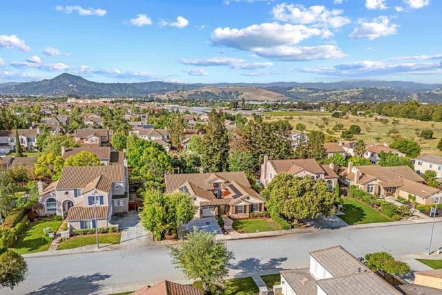 19127 Chinook Court, Morgan Hill, CA 95037