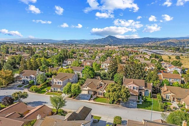 19127 Chinook Court, Morgan Hill, CA 95037