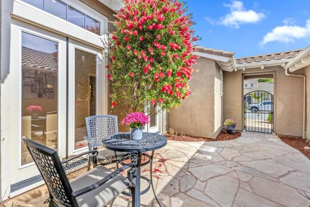 19127 Chinook Court, Morgan Hill, CA 95037