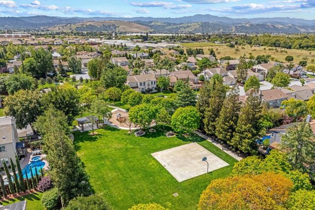 19127 Chinook Court, Morgan Hill, CA 95037