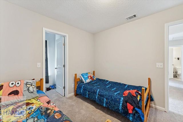 580 Brightleaf Circle, Hinesville, GA 31313