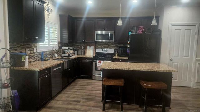 3326 Crowfoot, San Bernardino, CA 92407