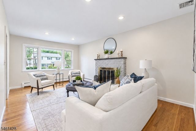 288 Corbett Pl, North Plainfield Boro, NJ 07060