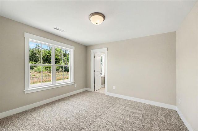 7609 Sir William Drive, Kernersville, NC 27284
