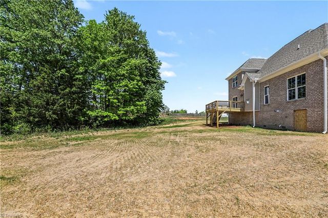 7609 Sir William Drive, Kernersville, NC 27284