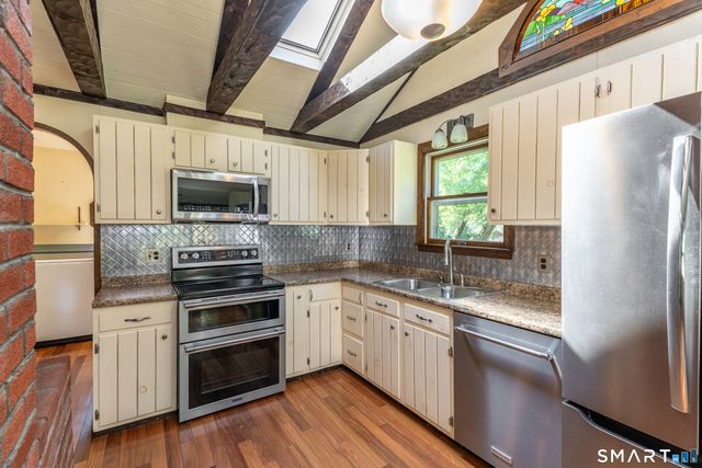 88 Sharon Valley Road, Sharon, CT 06069