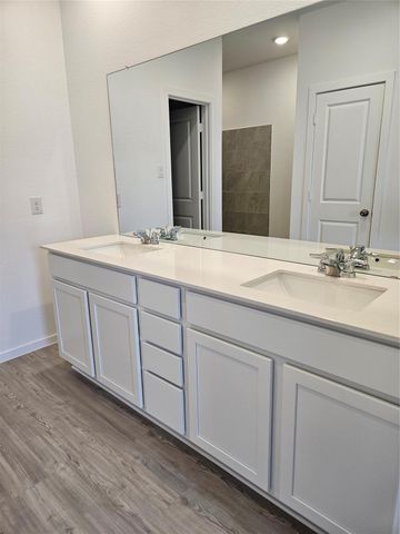 9339 Golden Dorado Lane, Baytown, TX 77521