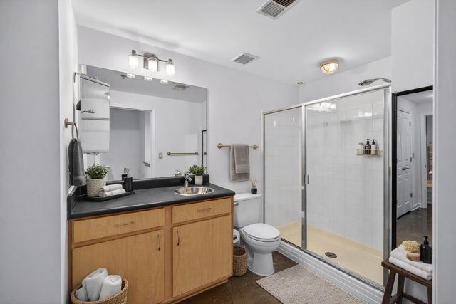 1803 Broadway Apt 312, Nashville, TN 37203
