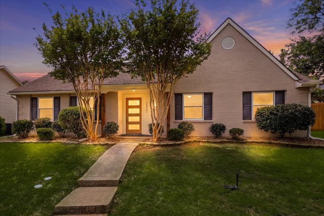 2837 Dickens Lane, Flower Mound, TX 75028