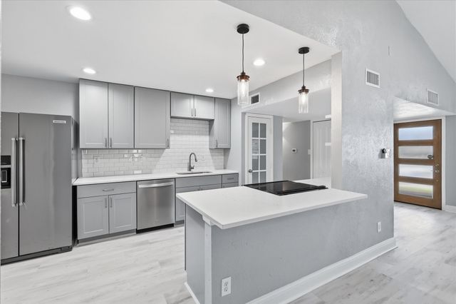 2837 Dickens Lane, Flower Mound, TX 75028