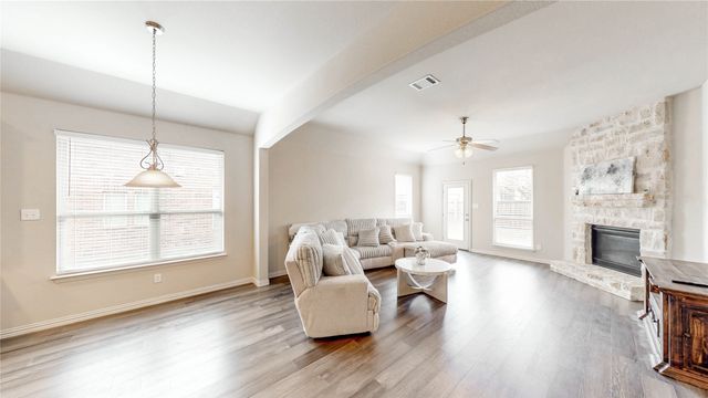 3408 Glen Crest Lane, Denton, TX 76208