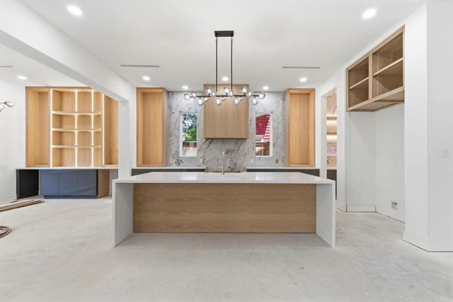 1906 Driscoll Street, Houston, TX 77019