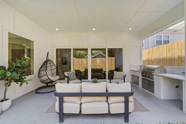 1906 Driscoll Street, Houston, TX 77019