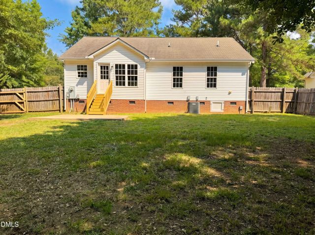576 Sunray Drive, Clayton, NC 27520