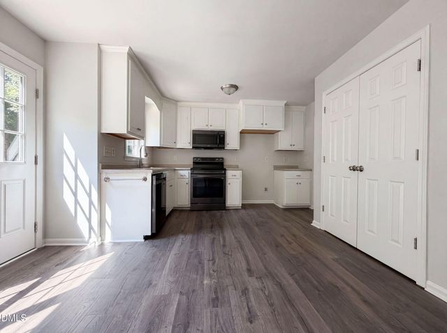 576 Sunray Drive, Clayton, NC 27520