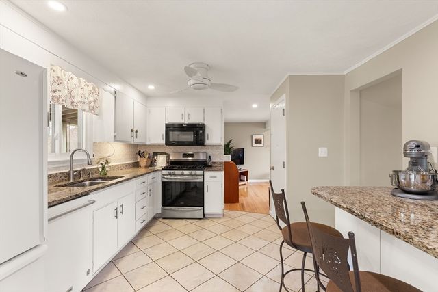 105 Greenmeadow Drive, Tewksbury, MA 01876