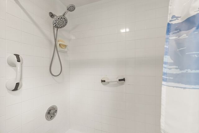 105 Greenmeadow Drive, Tewksbury, MA 01876