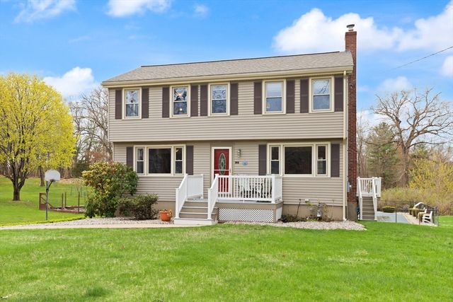 105 Greenmeadow Drive, Tewksbury, MA 01876