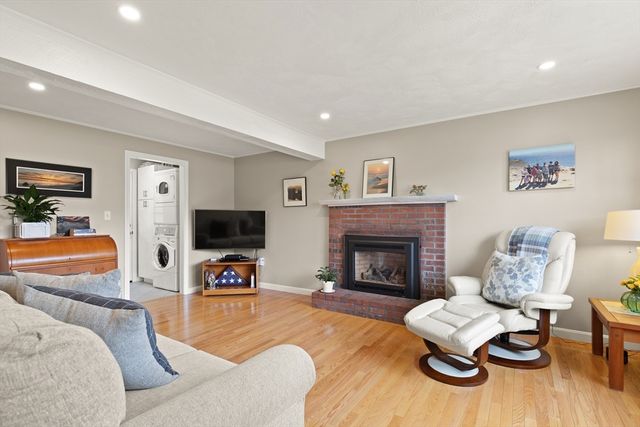 105 Greenmeadow Drive, Tewksbury, MA 01876