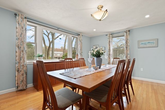 105 Greenmeadow Drive, Tewksbury, MA 01876