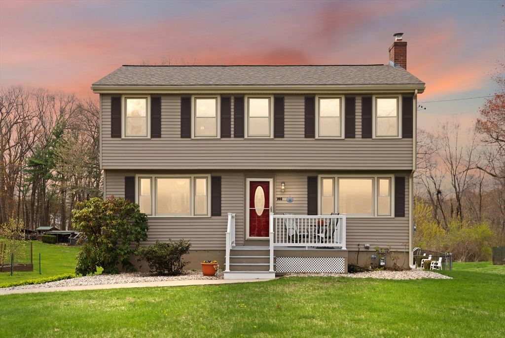 105 Greenmeadow Drive, Tewksbury, MA 01876