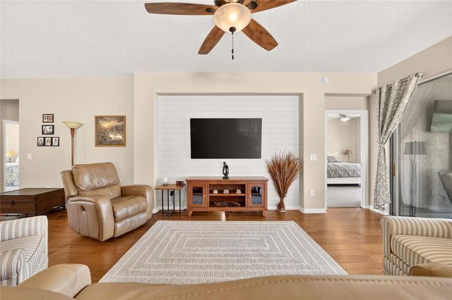 9432 SW 66TH LOOP, Ocala, FL 34481