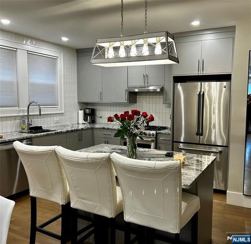 437 Stockton Place 3, Englewood, NJ 07631