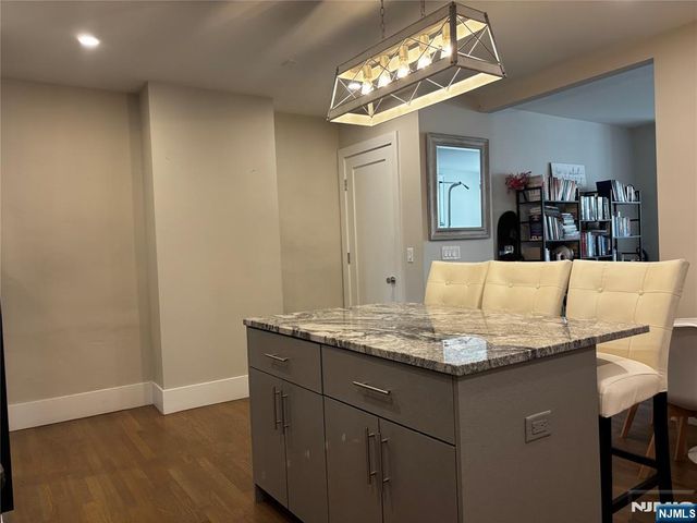 437 Stockton Place 3, Englewood, NJ 07631