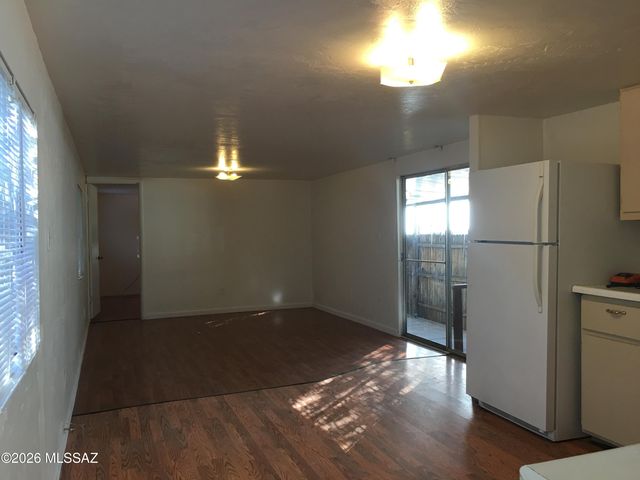 3259 N Kelvin Boulevard B, Tucson, AZ 85716