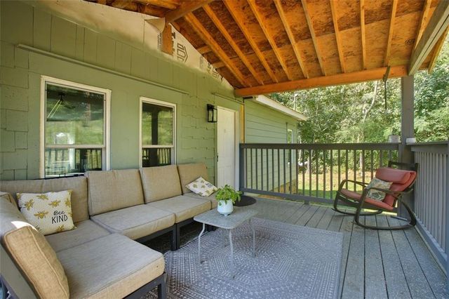 153 HELEN Road, Covington, GA 30016