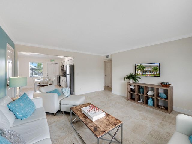 1236 Beach Road 1, Riviera Beach, FL 33404