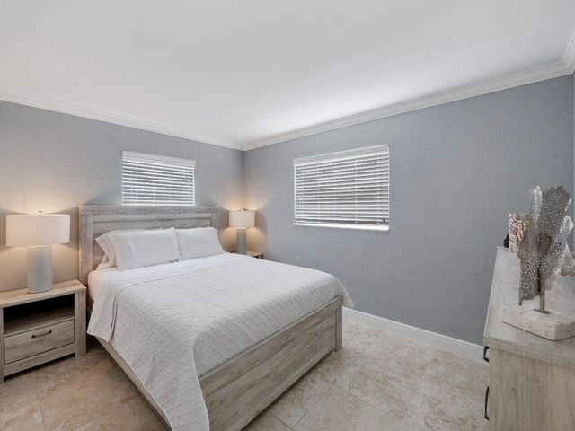 1236 Beach Road 1, Riviera Beach, FL 33404