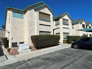 5171 LINDELL Road 101, Las Vegas, NV 89118