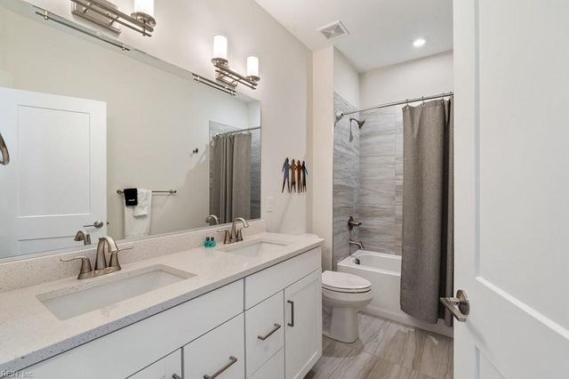 303 Bayside AVE, Cape Charles, VA 23310