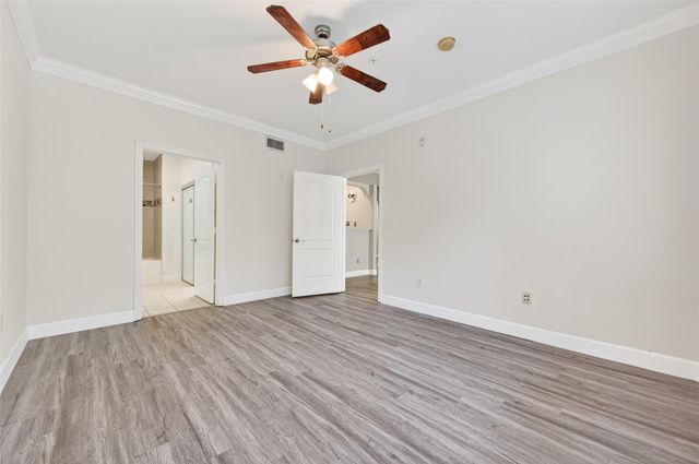 2299 Lone Star Drive 128, Sugar Land, TX 77479