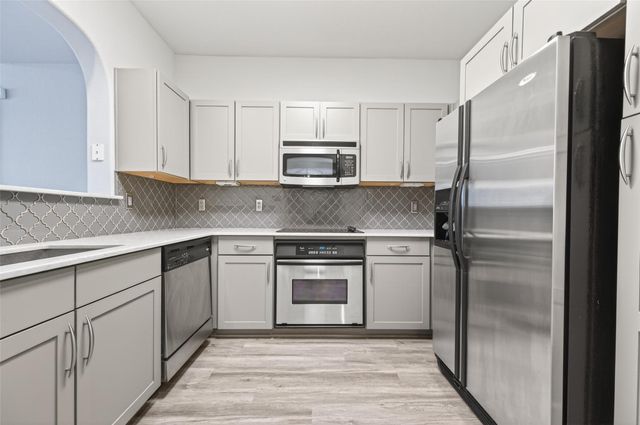 2299 Lone Star Drive 128, Sugar Land, TX 77479