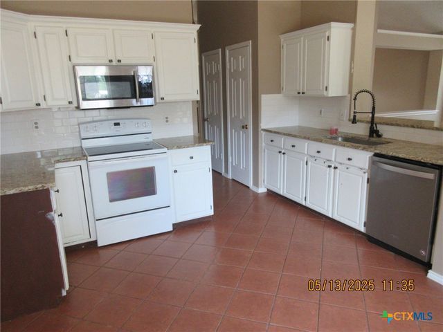 513 Hogan Drive, Harker Heights, TX 76548