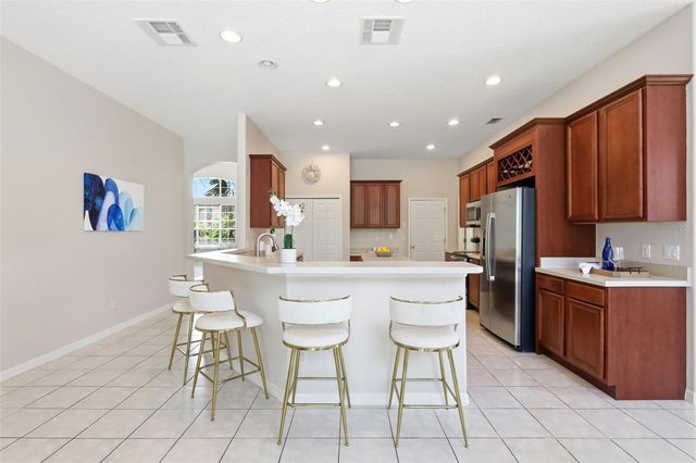 2555 SAND ARBOR CIRCLE, Orlando, FL 32824