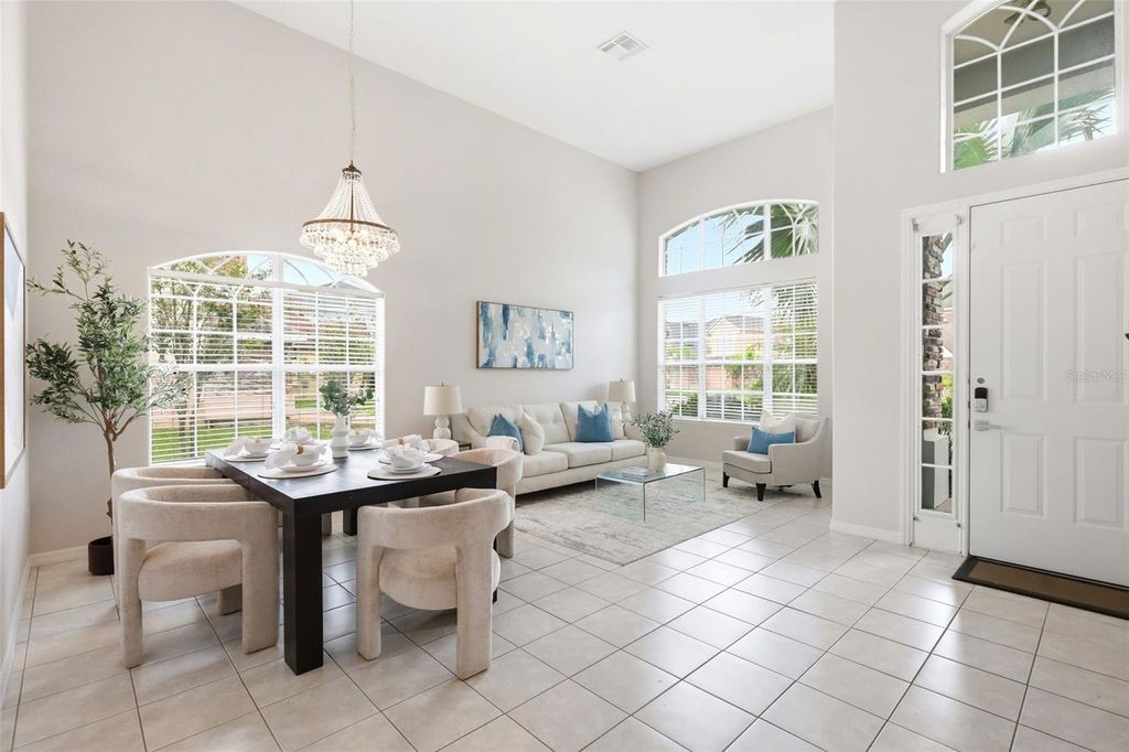 Image 3 of property listing at 2555 SAND ARBOR CIRCLE, Orlando, FL 32824